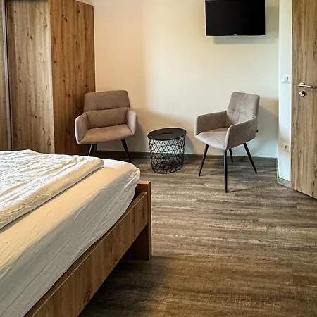 Minka Homestay szállás *