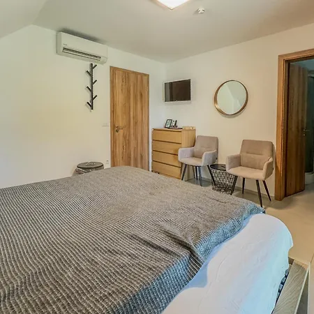 Minka Δωμάτια σε οικογενειακή κατοικία