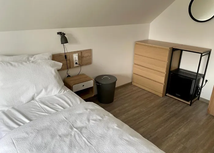 Minka * Kamna Gorica