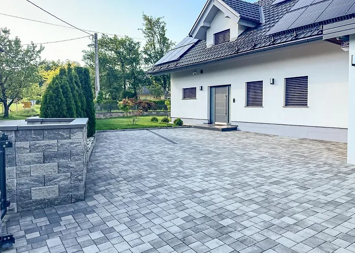 Minka Δωμάτια σε οικογενειακή κατοικία