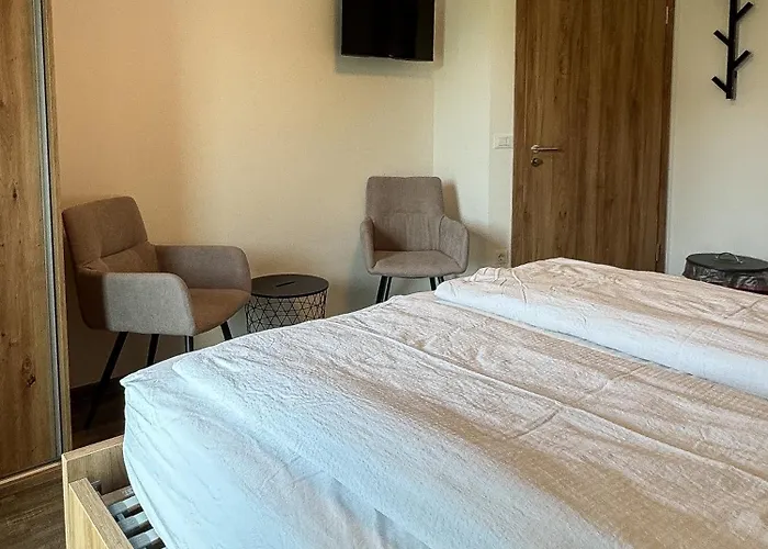 Minka Quarto em Acomodações Particulares Kamna Gorica