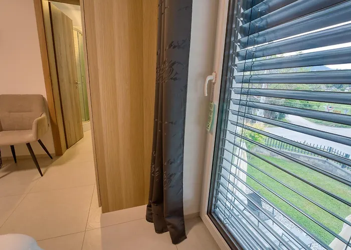 Δωμάτια σε οικογενειακή κατοικία Minka