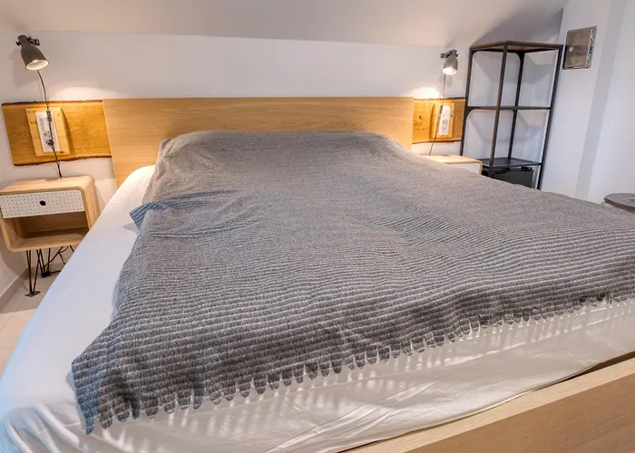 Minka * Kamna Gorica